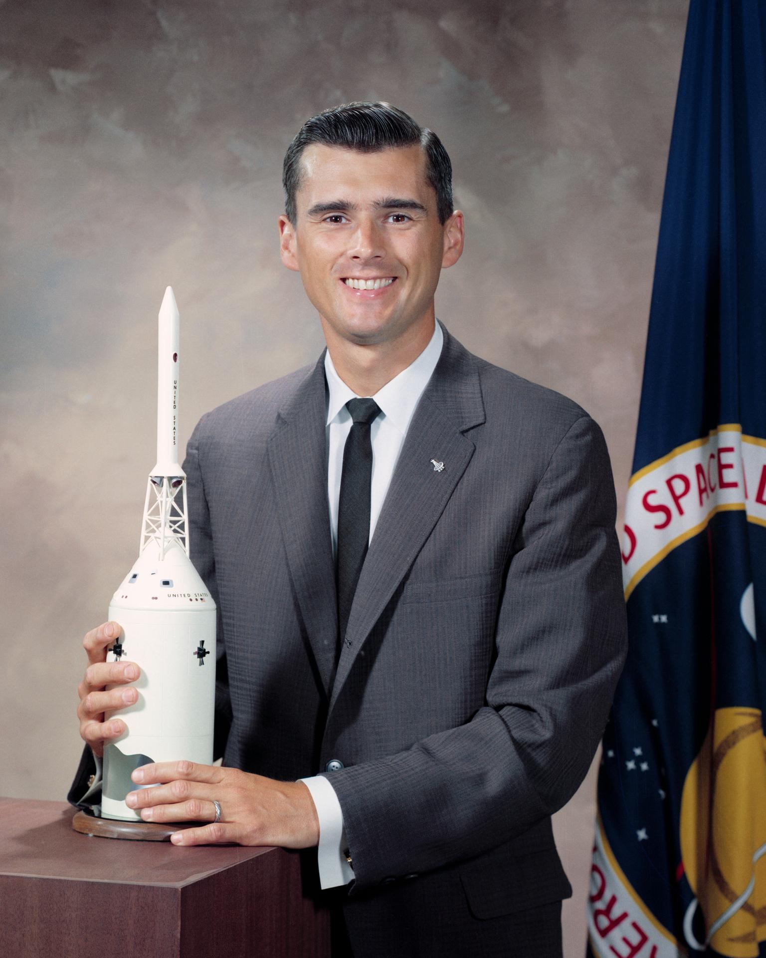 Roger B. Chaffee — NASA arşiv fotoğrafı.