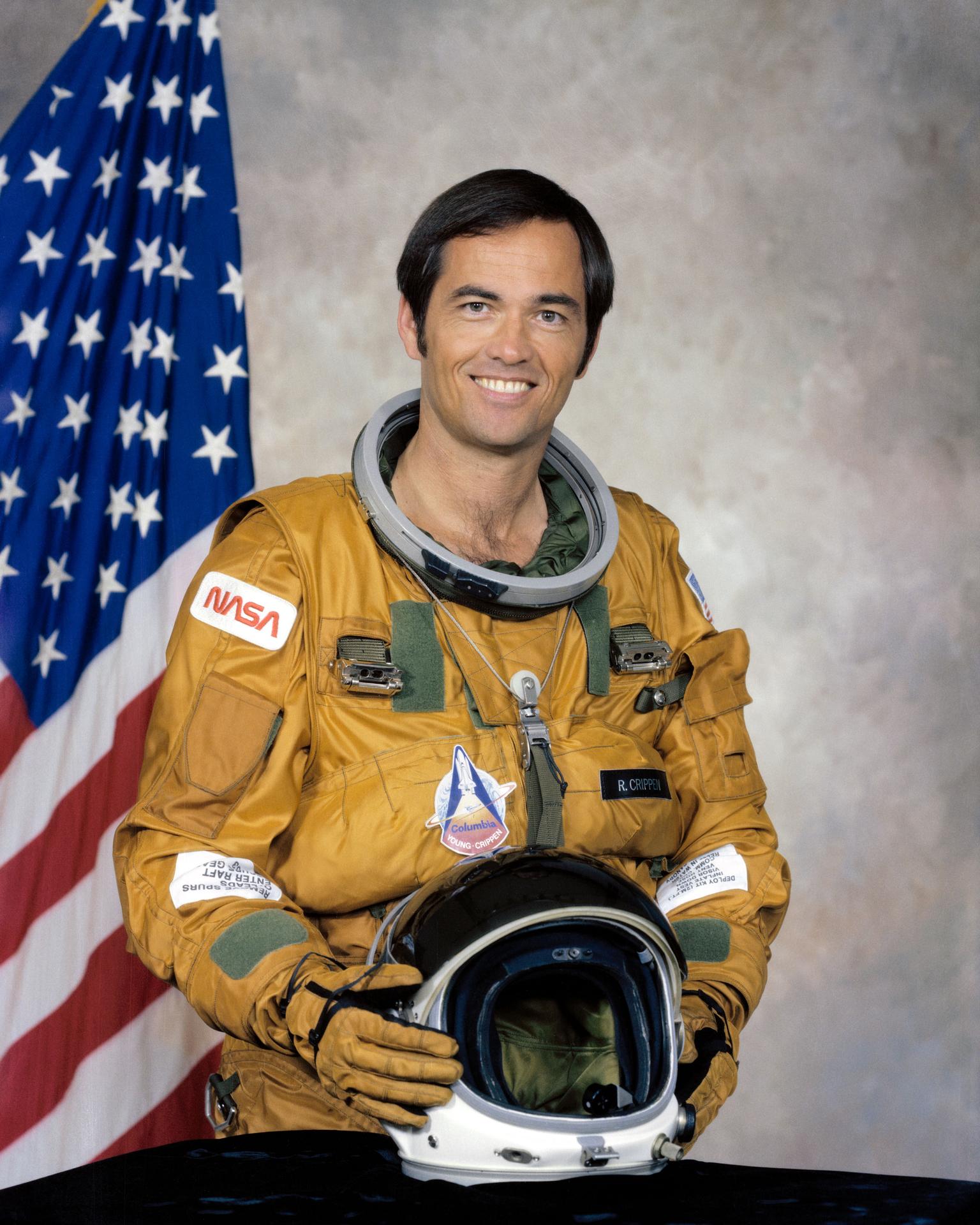 Robert Crippen’in NASA astronot portresi.
