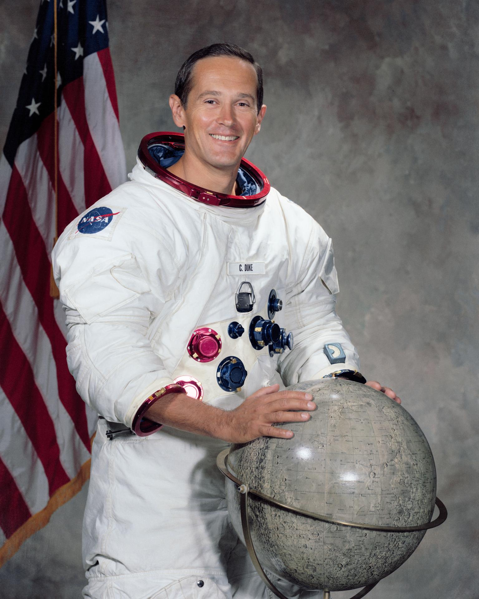 Charles Duke’un NASA portresi, 21 Eylül 1971.